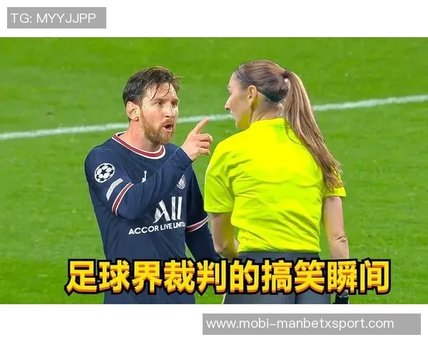 恩比德因误判举手示意裁判却连走九步引发争议瞬间